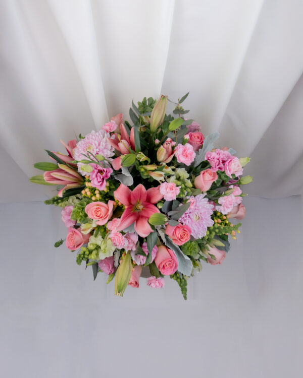 Arreglo de Lilis con Rosas Amor Eterno - Image 3